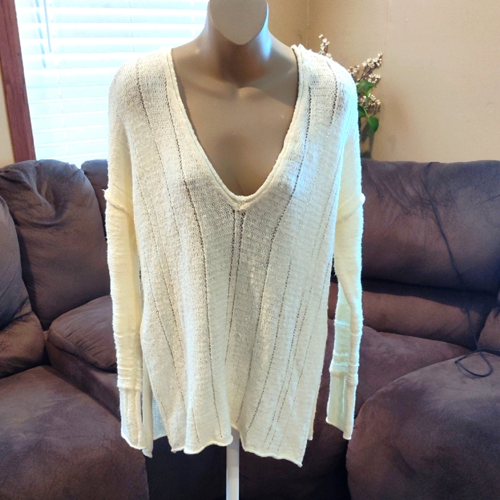 BK Women's Cream Sweater